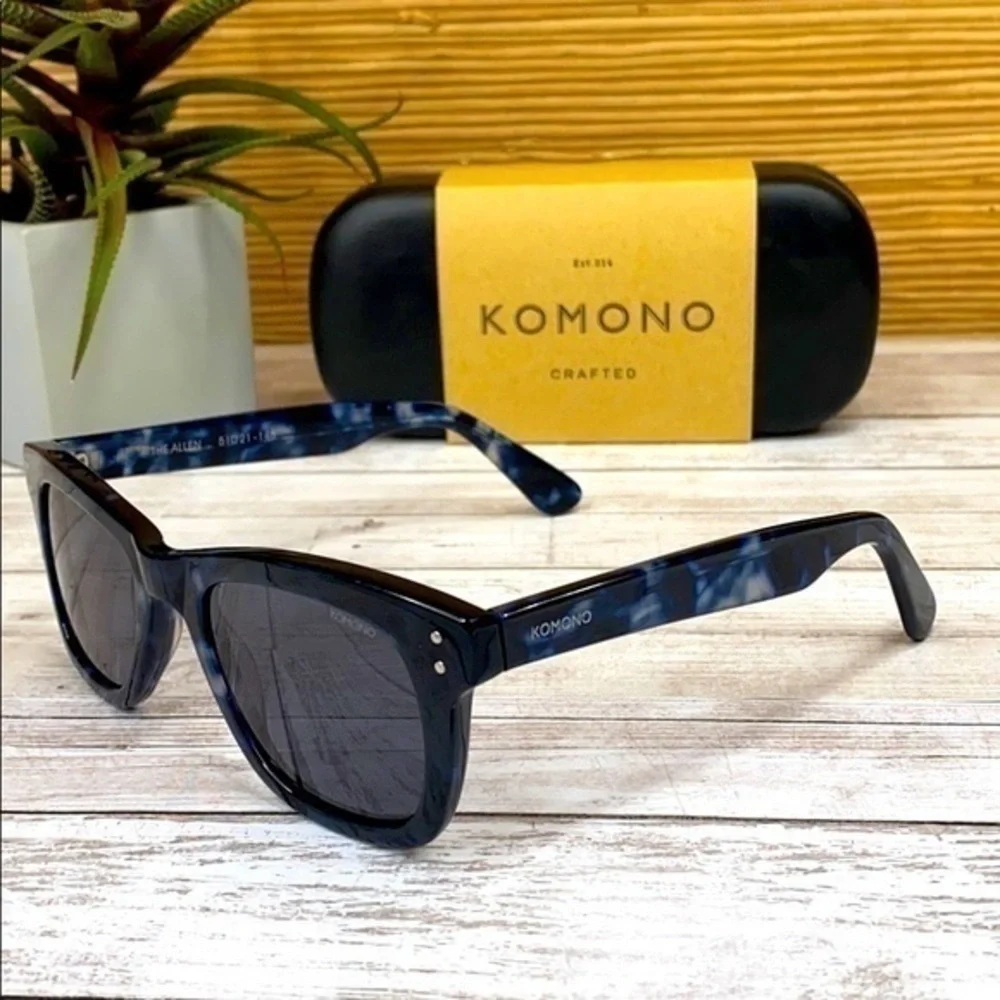 KOMONO The Allen Indigo Demi Sunglasses Blue Tortoise wayfarer UV400